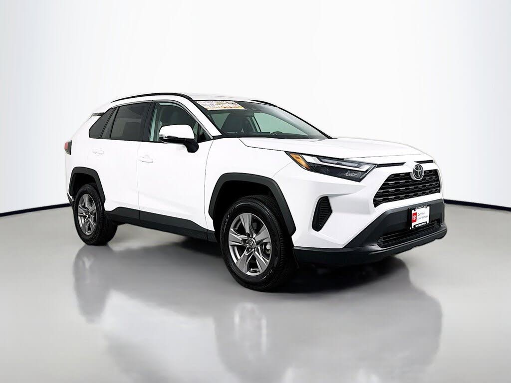 2025 Toyota RAV4 XLE AWD