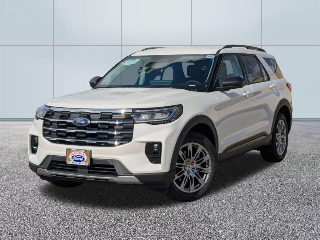 2026 Ford Explorer Active AWD