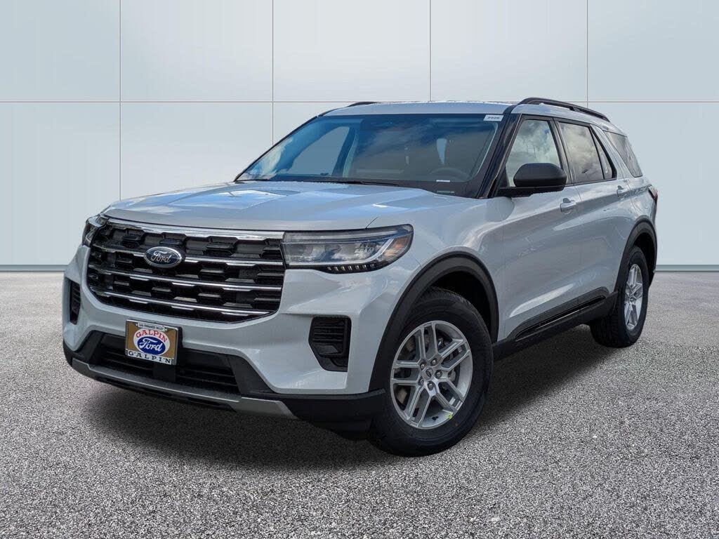 2026 Ford Explorer Active RWD