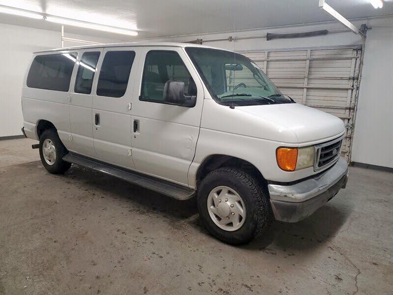 2007 Ford E-Series E-350 Super Duty XL Passenger Van
