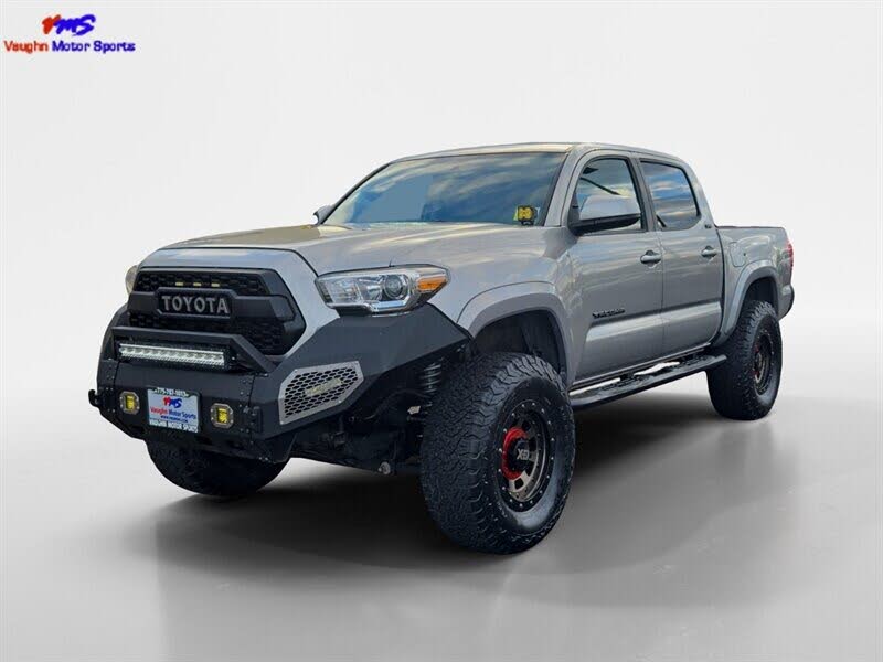 2017 Toyota Tacoma SR5 V6 Double Cab 4WD