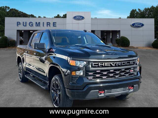 2023 Chevrolet Silverado 1500 Custom Trail Boss Crew Cab 4WD