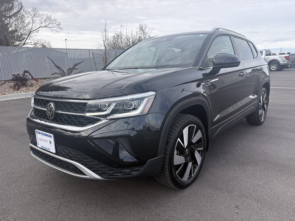 2024 Volkswagen Taos SEL 4Motion