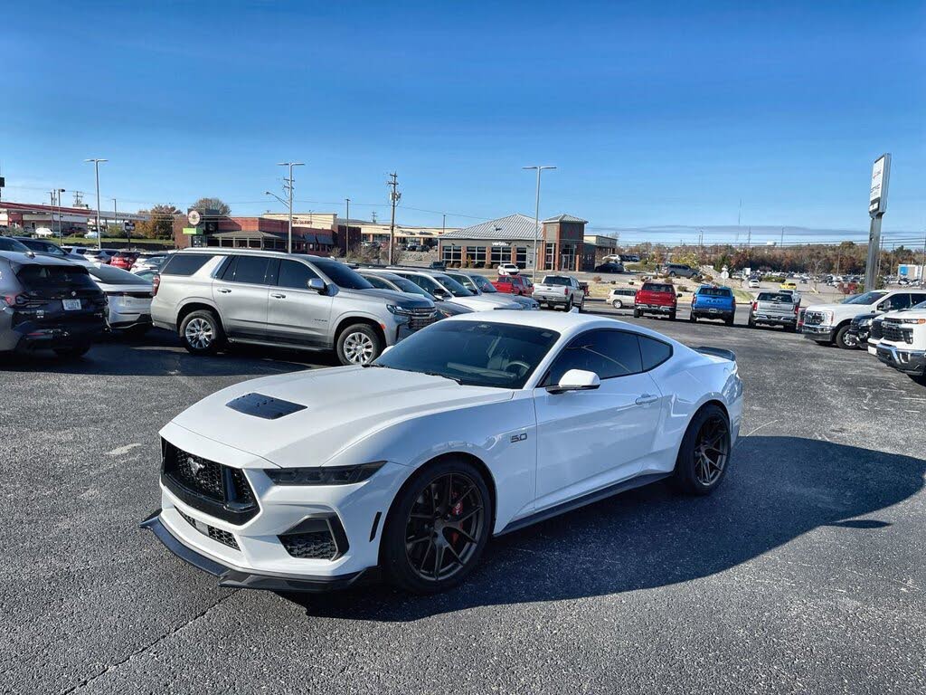 2025 Ford Mustang GT Premium Fastback RWD