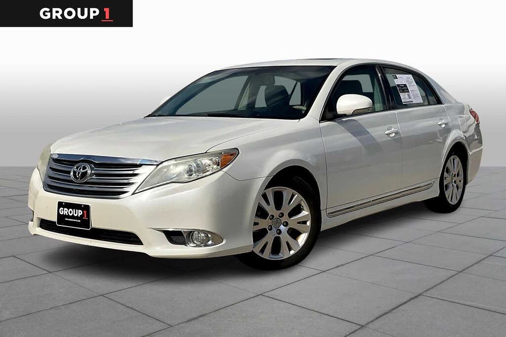 2012 Toyota Avalon XLS