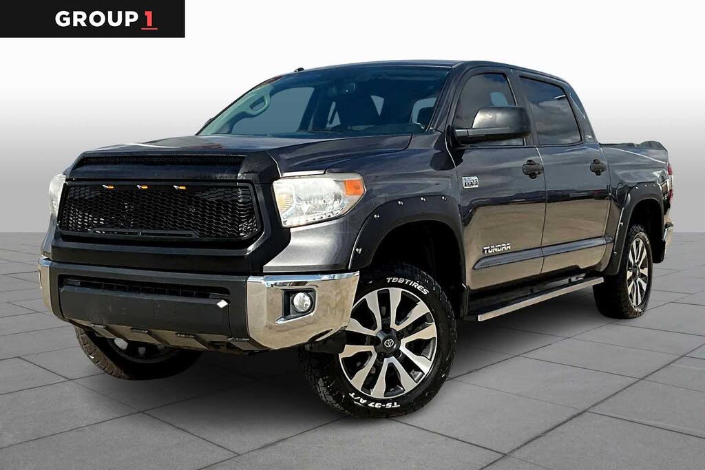 2017 Toyota Tundra SR5 CrewMax 5.7L FFV 4WD