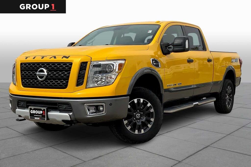 2018 Nissan Titan XD PRO-4X Crew Cab 4WD