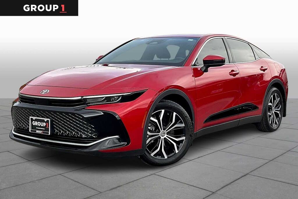 2024 Toyota Crown XLE AWD