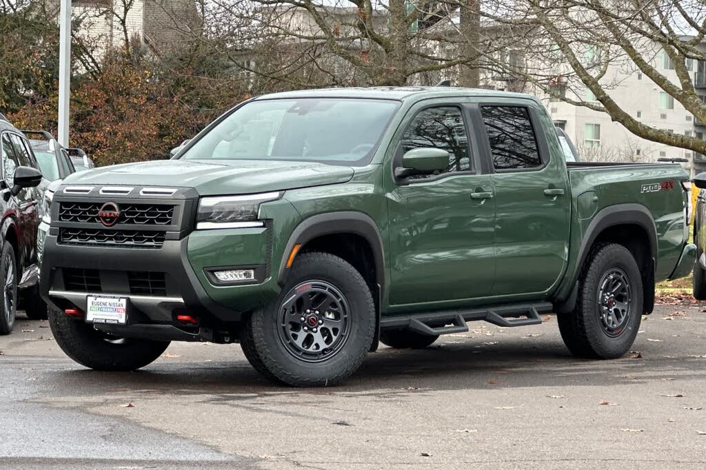 2026 Nissan Frontier PRO-4X Crew Cab 4WD