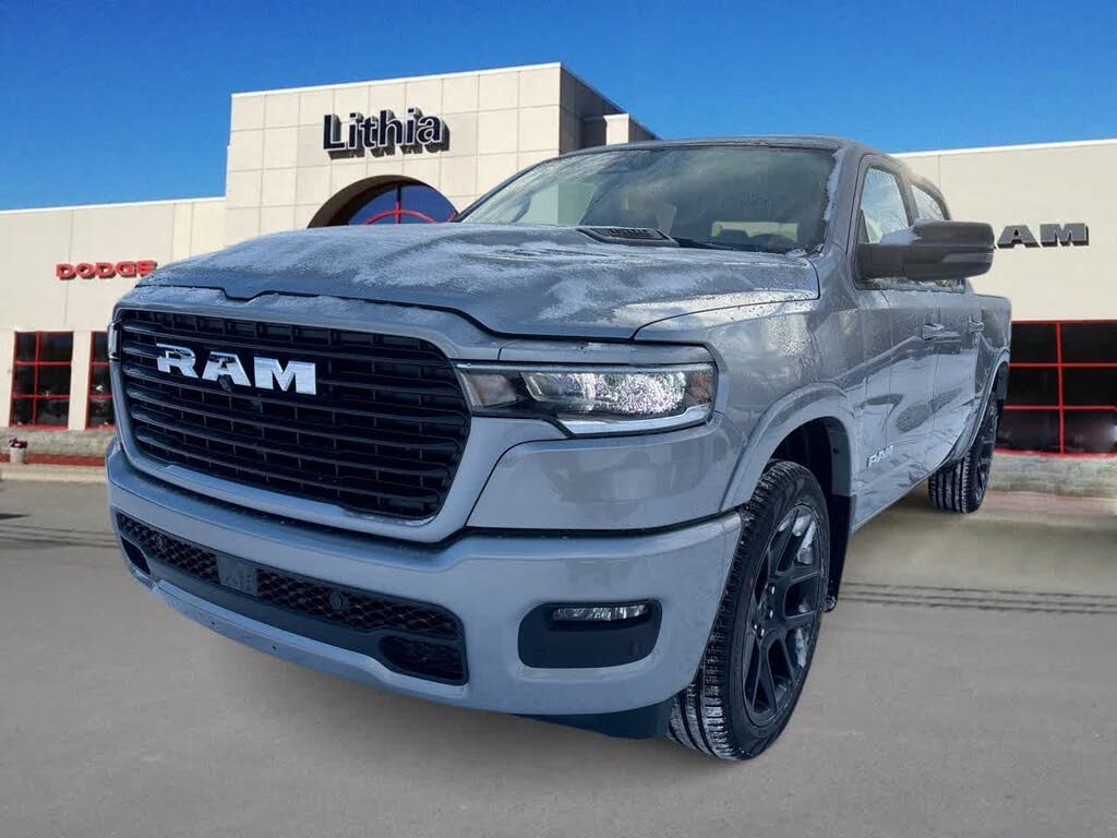 2026 RAM 1500 Laramie Crew Cab 4WD