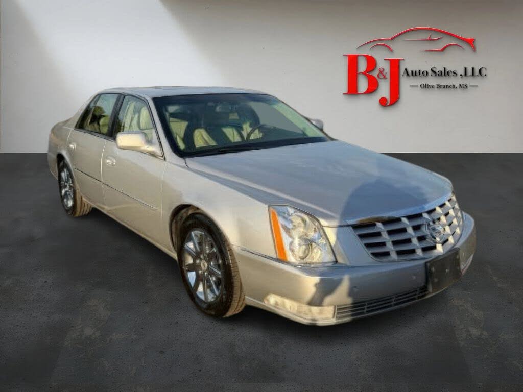 2011 Cadillac DTS FWD