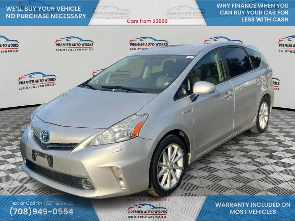 2013 Toyota Prius v Five FWD
