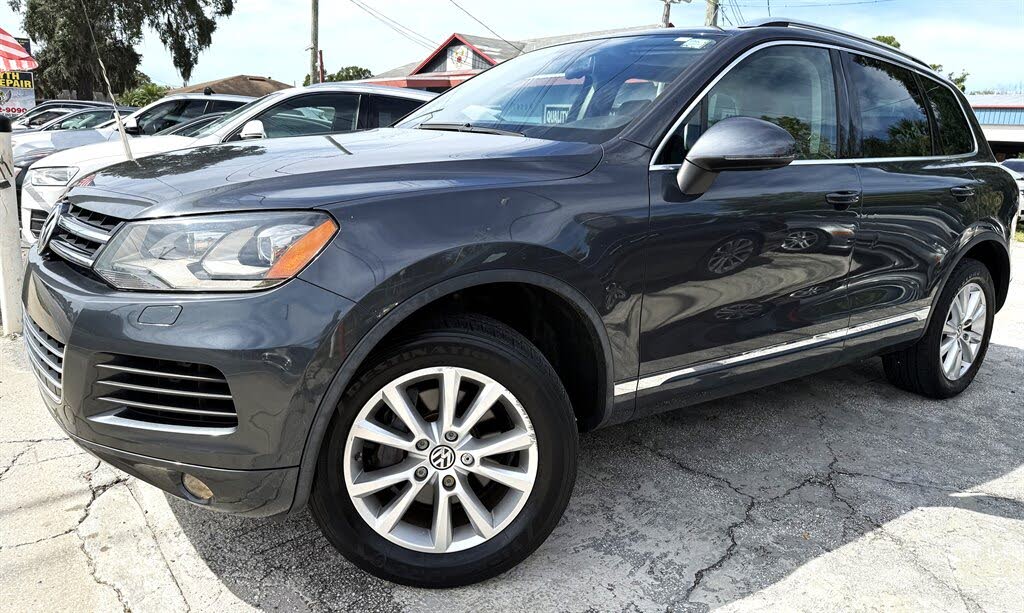 2014 Volkswagen Touareg VR6 Sport