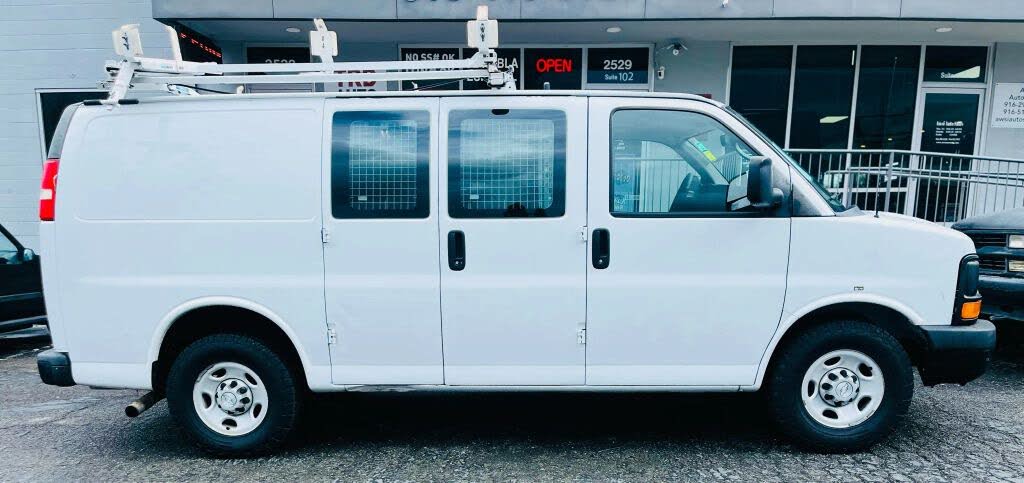 2015 Chevrolet Express Cargo 2500 RWD