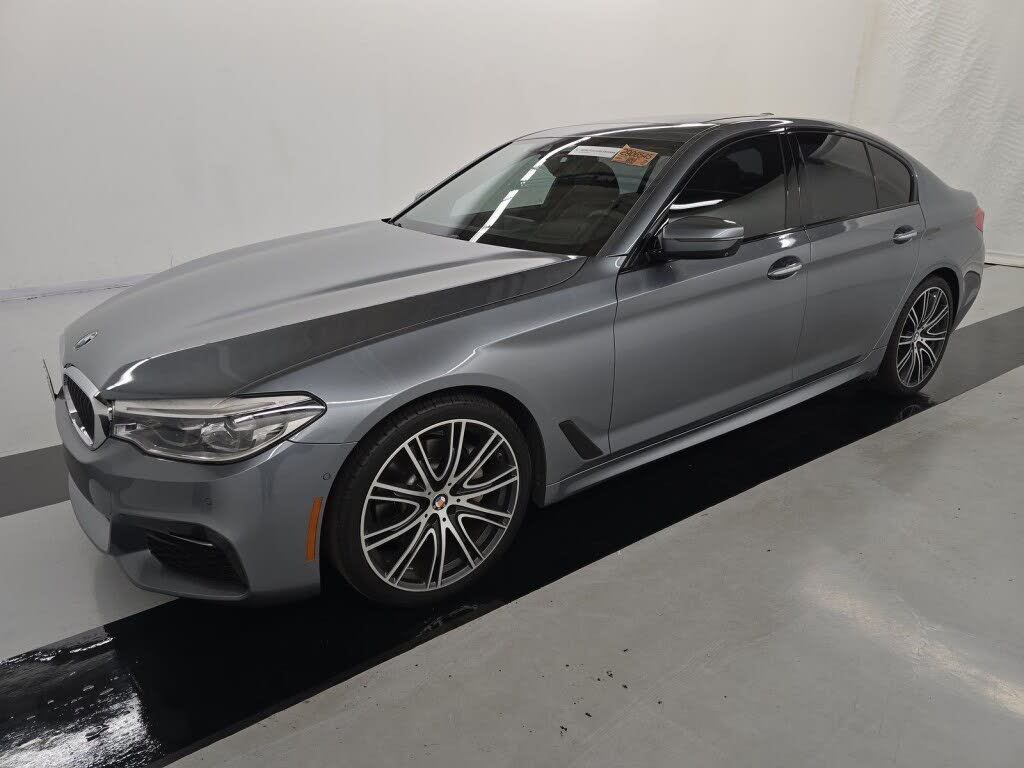 2017 BMW 5 Series 540i Sedan RWD