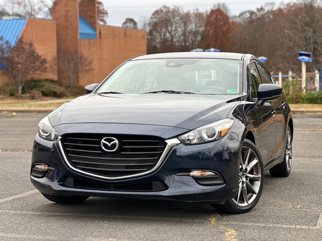 2018 Mazda MAZDA3 Touring Hatchback