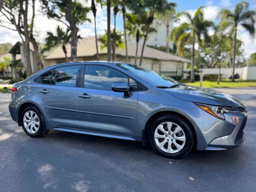 2020 Toyota Corolla LE FWD