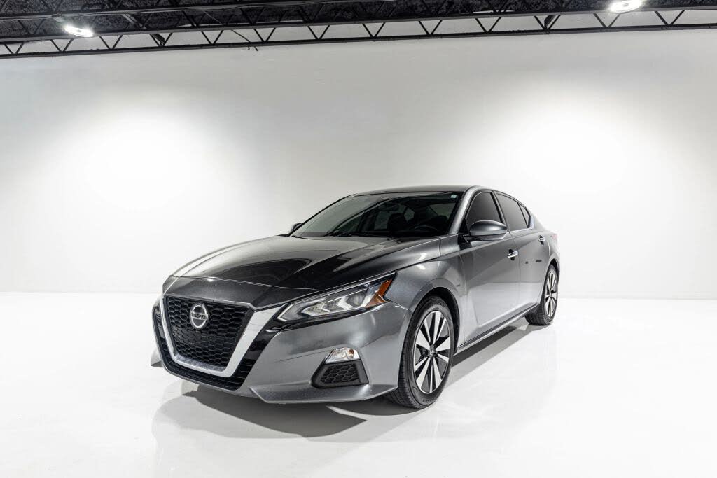 2021 Nissan Altima 2.5 SV FWD