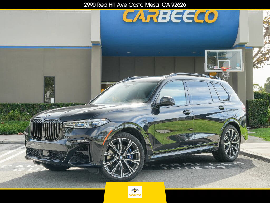 2022 BMW X7 M50i AWD