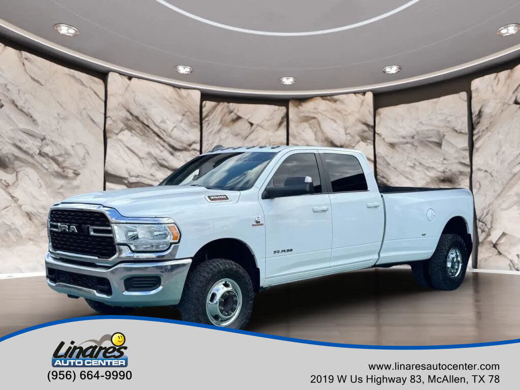 2022 RAM 3500 Big Horn Crew Cab LB DRW 4WD