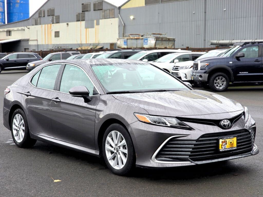 2022 Toyota Camry LE FWD
