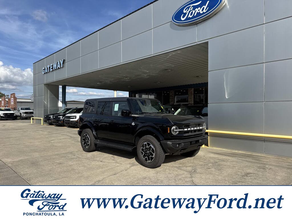 2025 Ford Bronco Outer Banks 4-Door 4WD