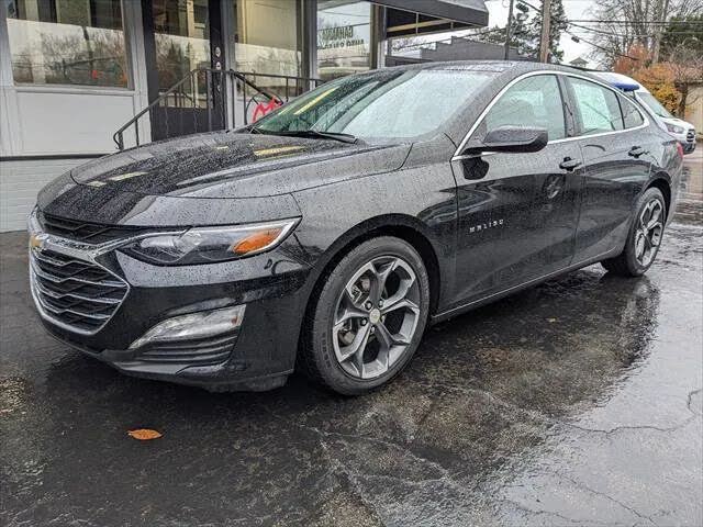 2023 Chevrolet Malibu LT with 1LT FWD