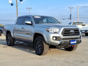 Toyota Tacoma SR5 V6 Double Cab RWD