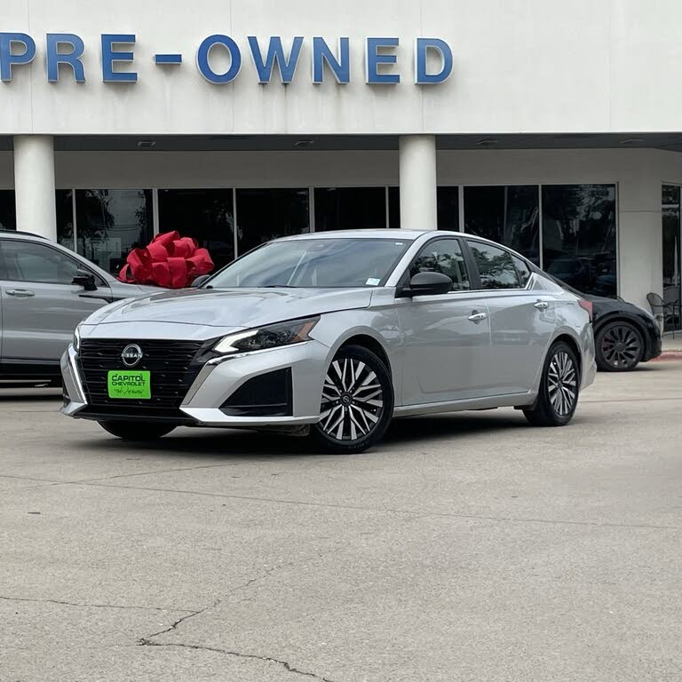 2024 Nissan Altima 2.5 SV FWD