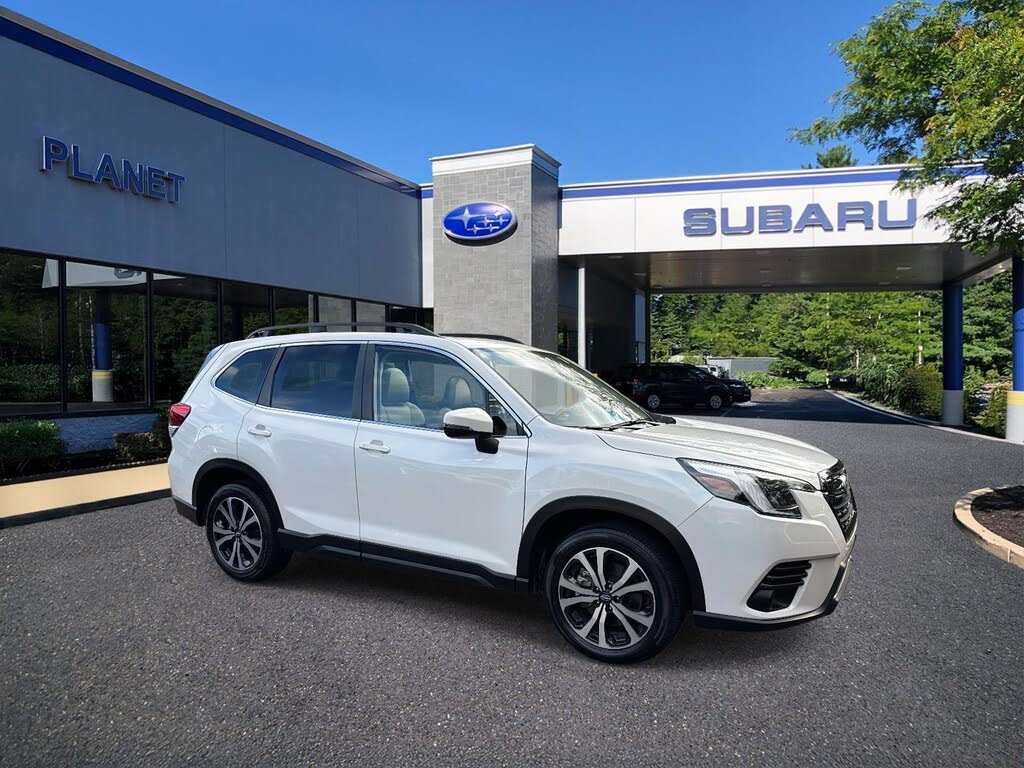 2024 Subaru Forester Limited Crossover AWD