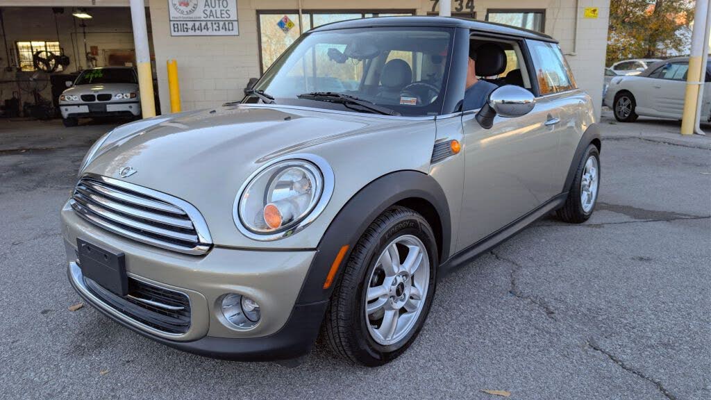 2011 MINI Cooper Base Hatchback
