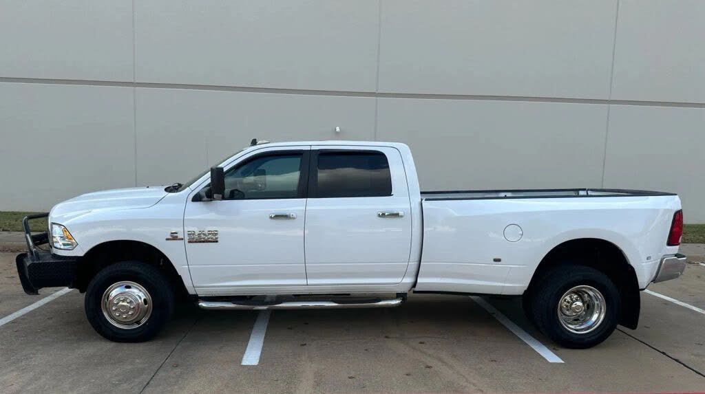 2015 RAM 3500 Lone Star Crew Cab LB DRW 4WD
