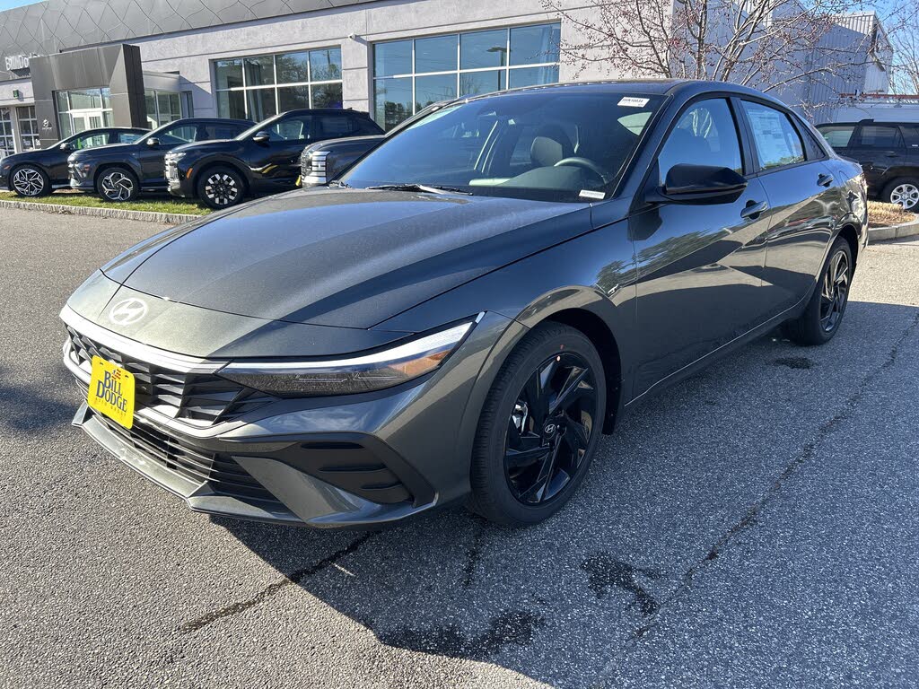 2026 Hyundai Elantra SEL Sport FWD