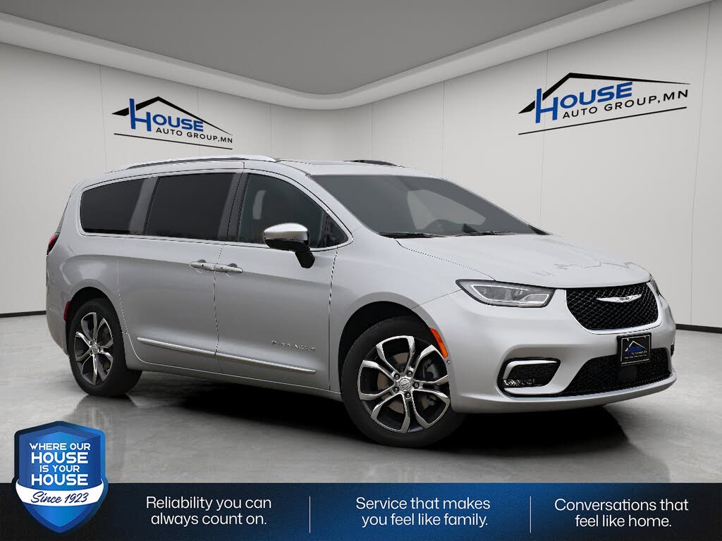 2026 Chrysler Pacifica Pinnacle AWD