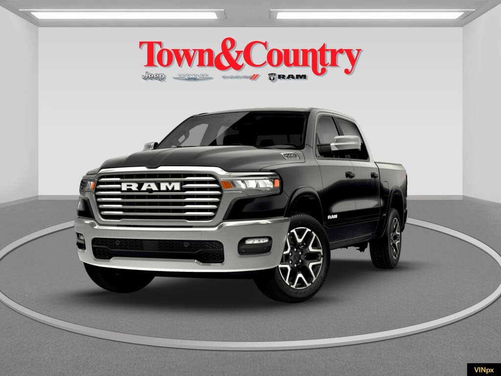 2026 RAM 1500 Laramie Crew Cab 4WD