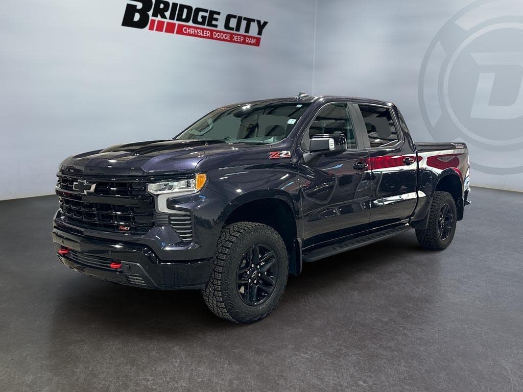 Chevrolet Silverado 1500 LT Trail Boss Crew Cab 4WD 2024