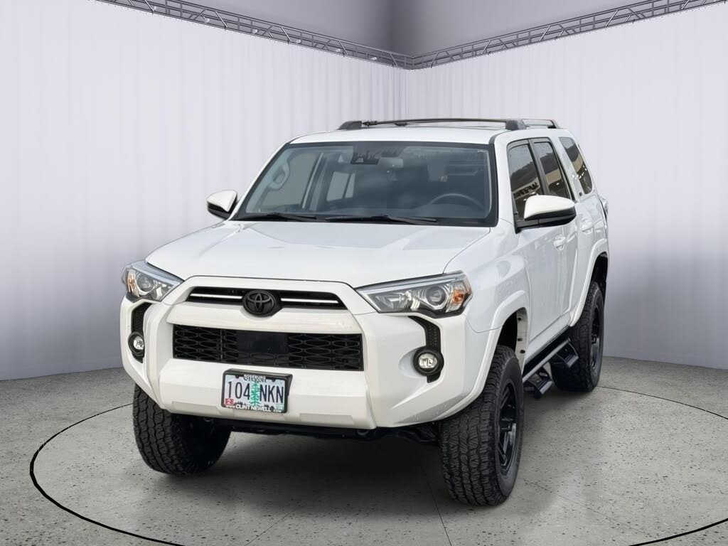 2022 Toyota 4Runner SR5 4WD