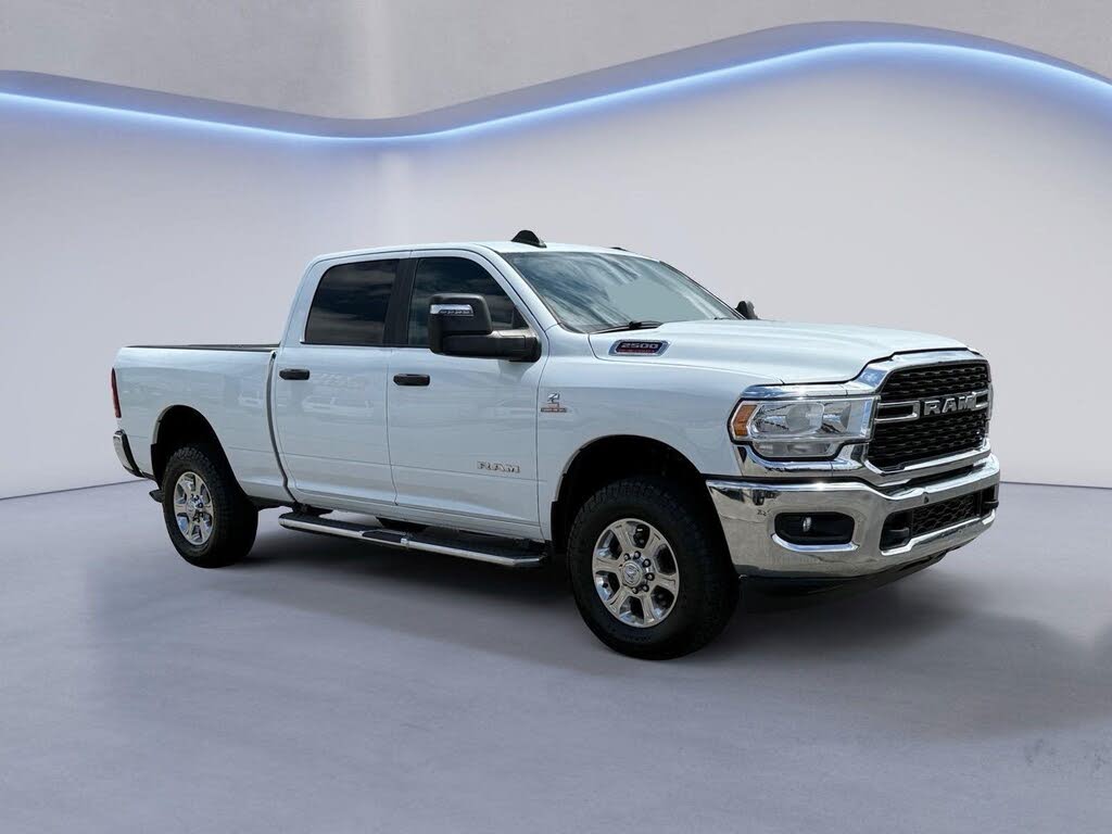 2024 RAM 2500 Big Horn Crew Cab 4WD