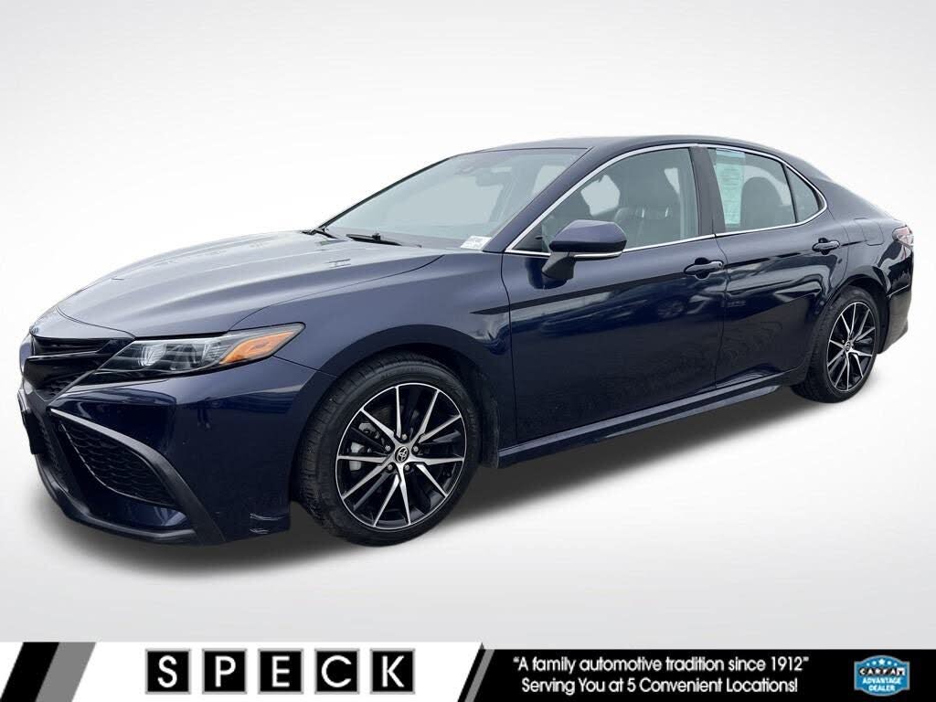 2022 Toyota Camry SE FWD