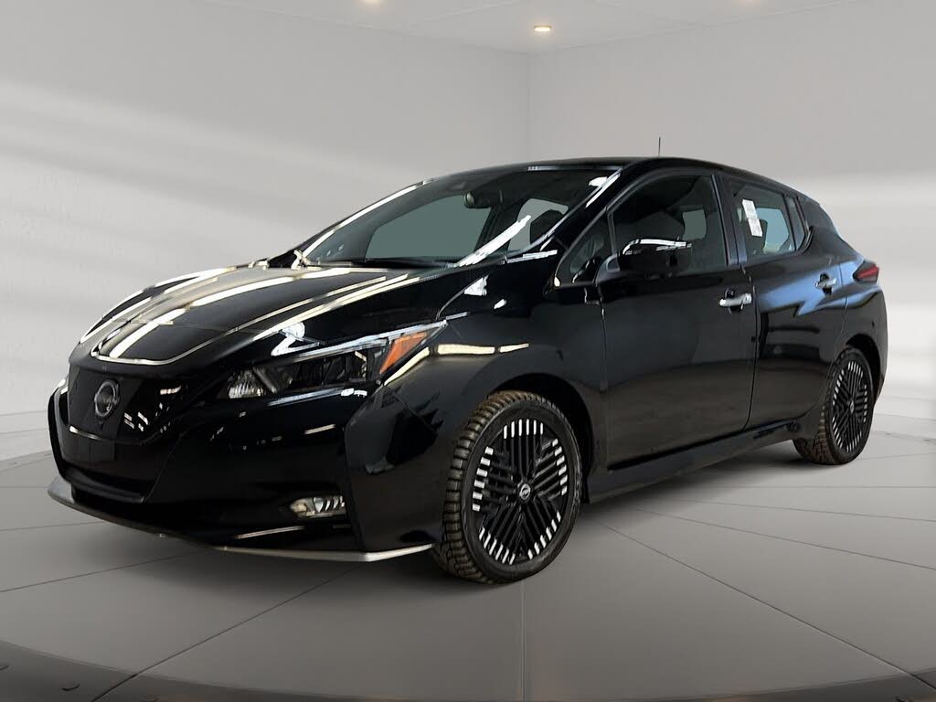 2024 Nissan LEAF SV Plus FWD