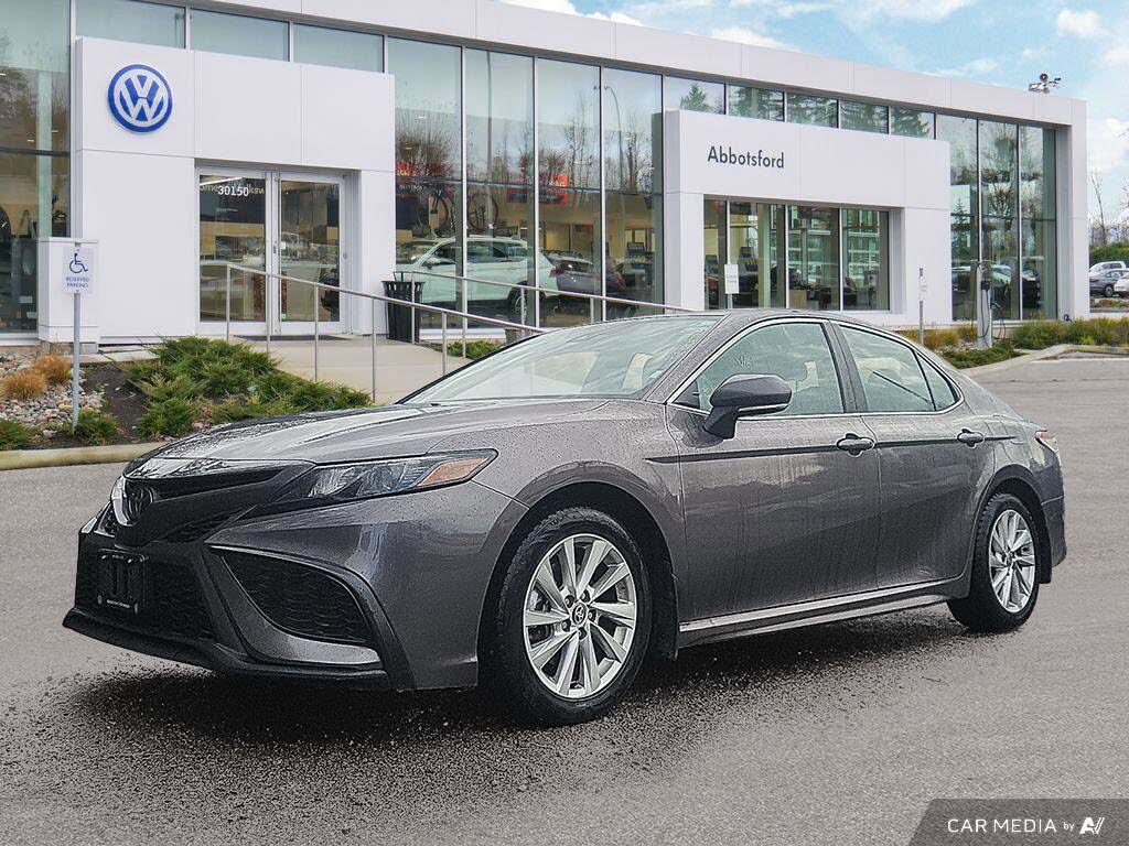 Toyota Camry SE FWD 2023