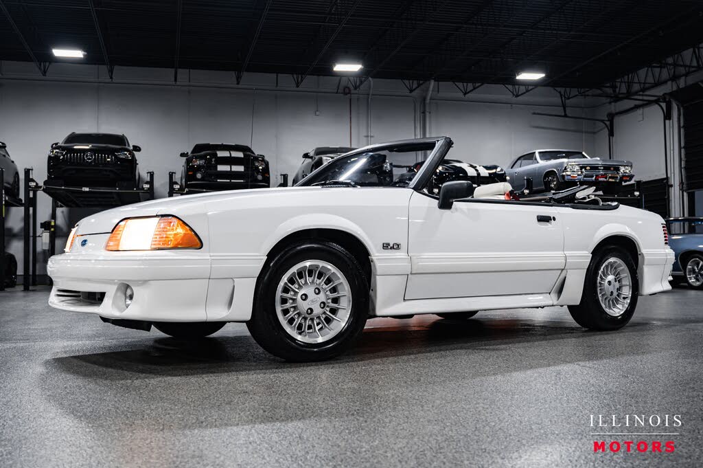 1990 Ford Mustang GT Convertible RWD