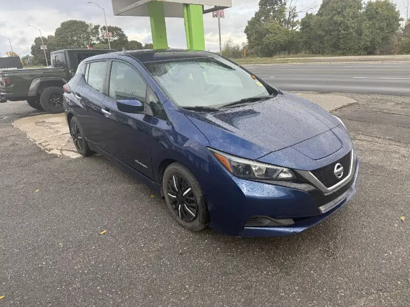 2019 Nissan LEAF S FWD