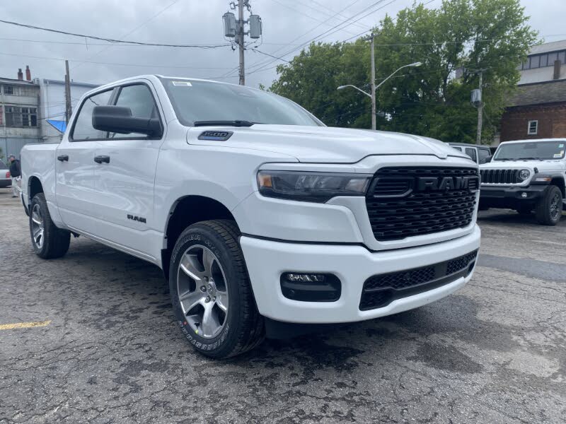 2025 RAM 1500 Tradesman Crew Cab 4WD