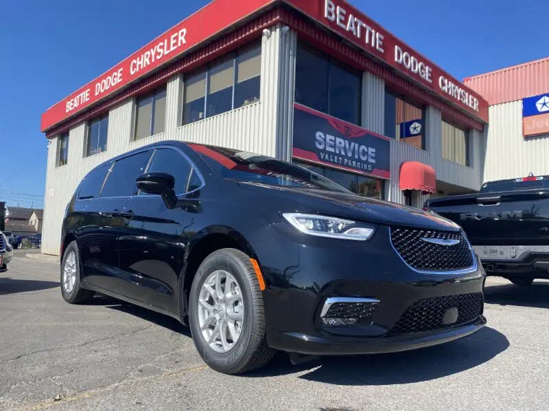 2026 Chrysler Pacifica Select FWD