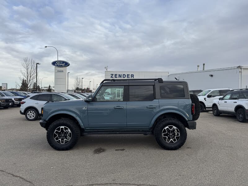 2021 Ford Bronco Outer Banks Advanced 4-Door 4WD