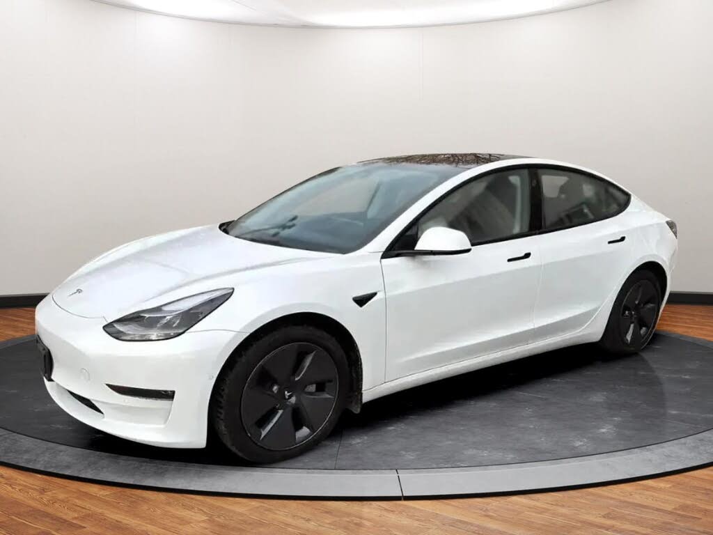 2022 Tesla Model 3 Long Range AWD