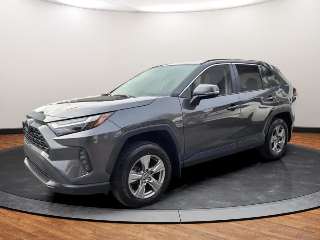 2024 Toyota RAV4 XLE AWD