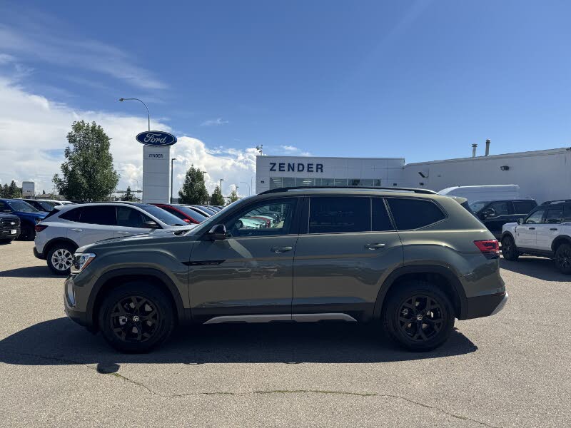 2024 Volkswagen Atlas Peak Edition 4Motion