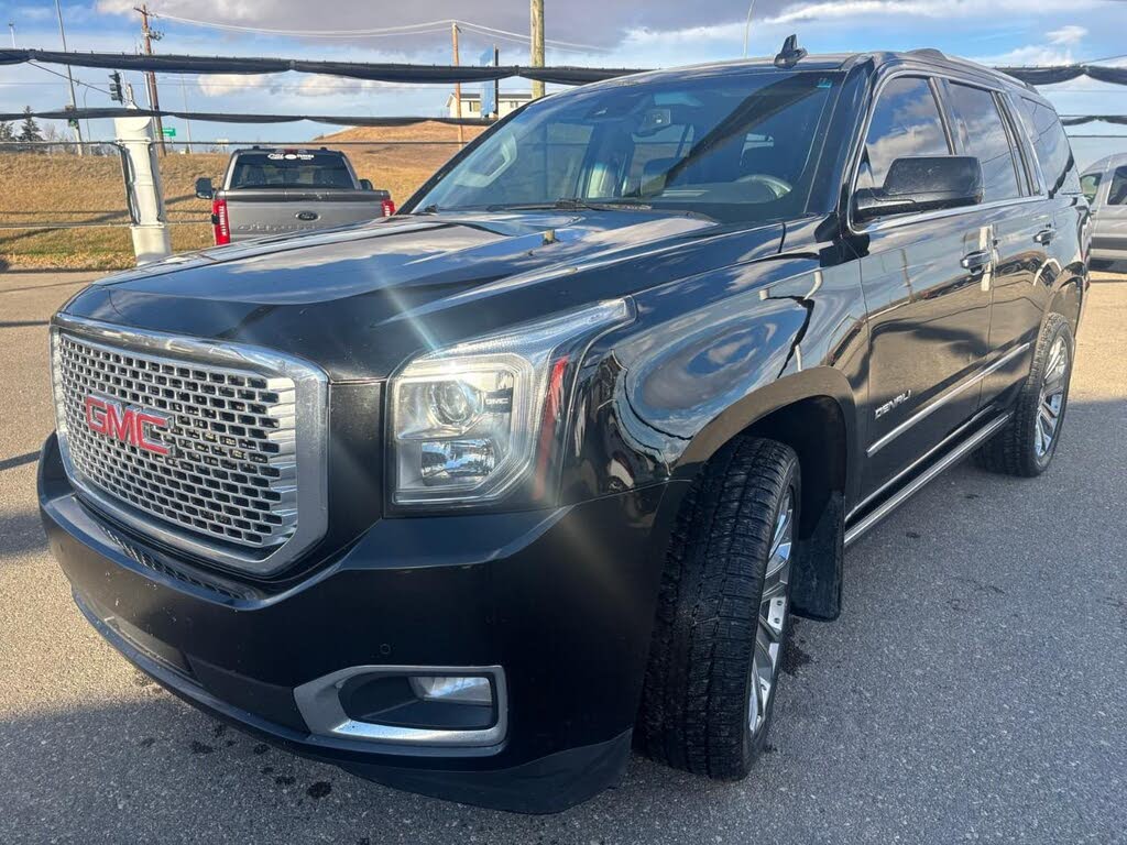 GMC Yukon Denali 4WD 2016